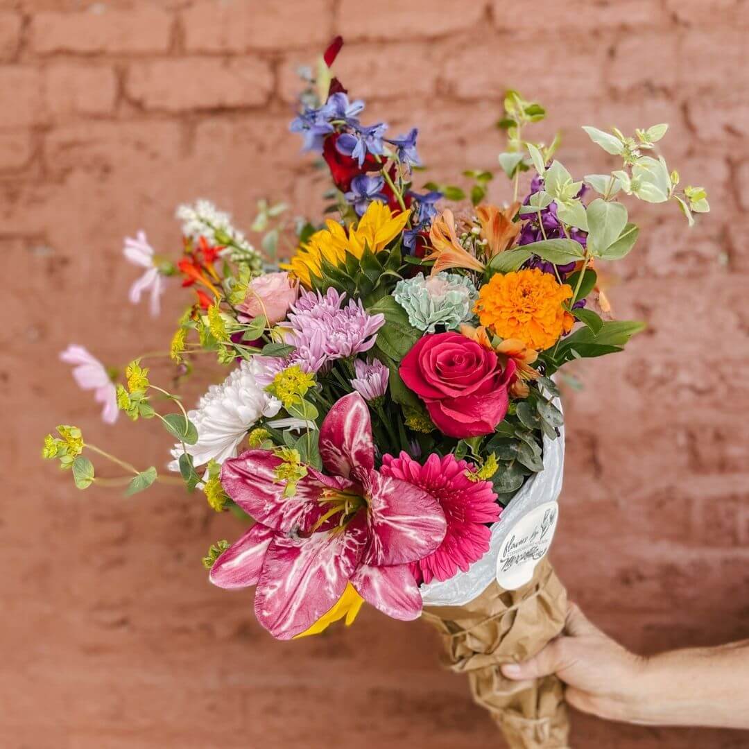 How to Make Mini Floral Bouquets from a Bucket of Blooms - Simple Leaf Farm