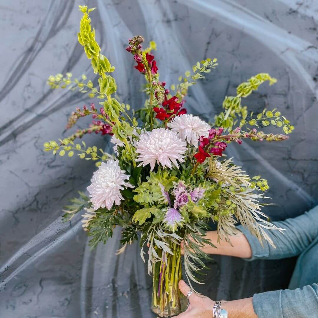 The definitive guide to making fresh cut flowers last longer